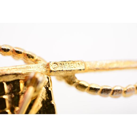 Rafaelia Vintage Pin Brooch American Flag USA Gold Tone Signed 1980s BinAH - Picture 11 of 12